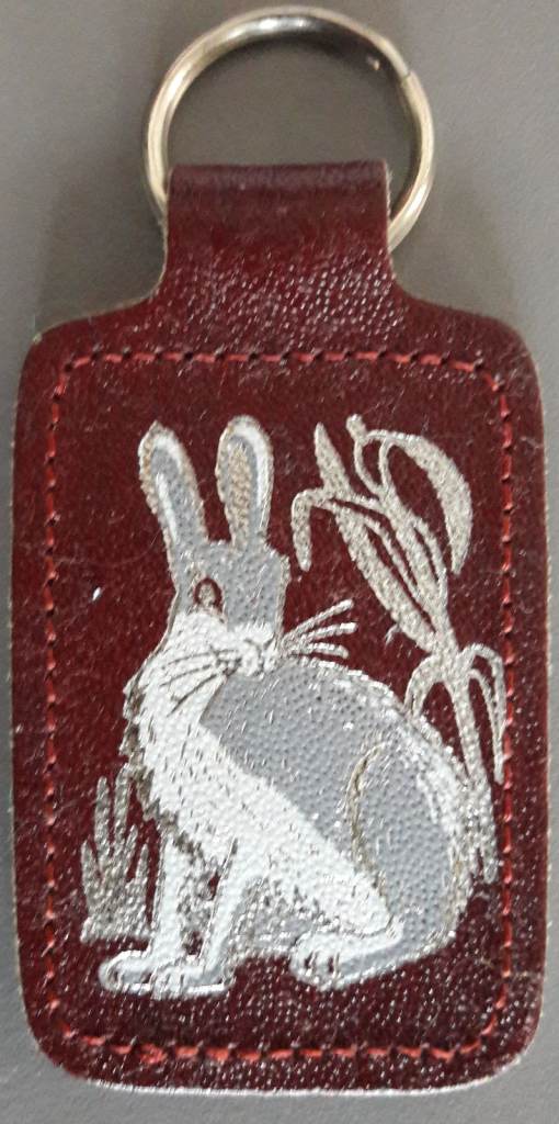 Keyring maroon tag with rabbit picture design – post or collect