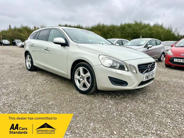  Volvo V60 1.6 T4 SE Lux 1595cc Powershift Petrol Manual