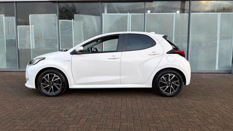 2021 Toyota Yaris 1.5 Hybrid Design 5dr CVT Hybrid Hatchback Hatchback Hybrid Automatic