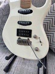 Cort G254 Electric Guitar in Arctic White