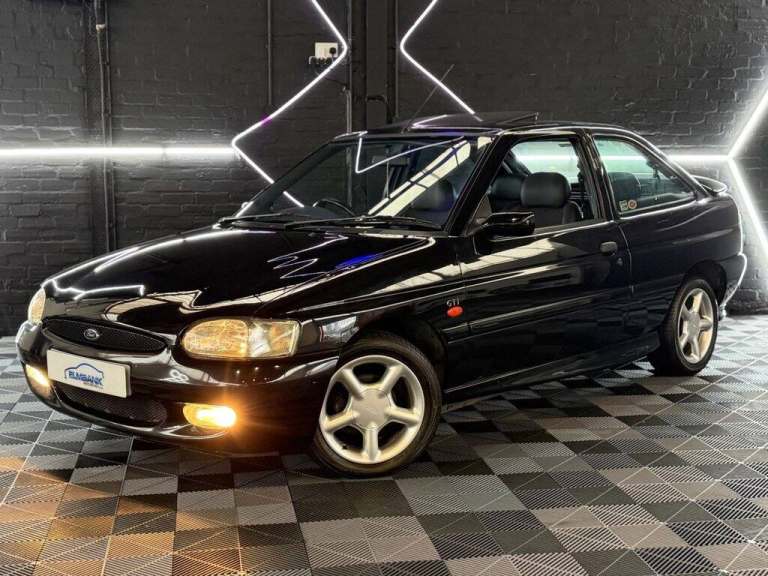 1998 S FORD ESCORT 1.8 GTI 16V 3D 114 BHP - SUNROOF - 3 DOOR MODEL -