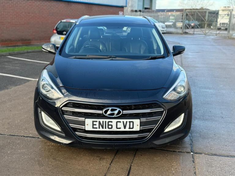  Hyundai i30 1.6 CRDi Blue Drive Premium Tourer Euro 6 (s/s) 5dr Diesel Manual