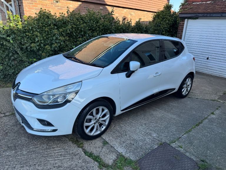 Renault, CLIO, Hatchback, 2016, Manual, 1149 (cc), 5 doors