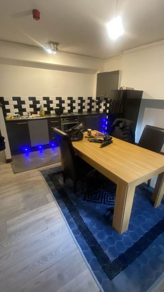 2 bedroom flat available for rent