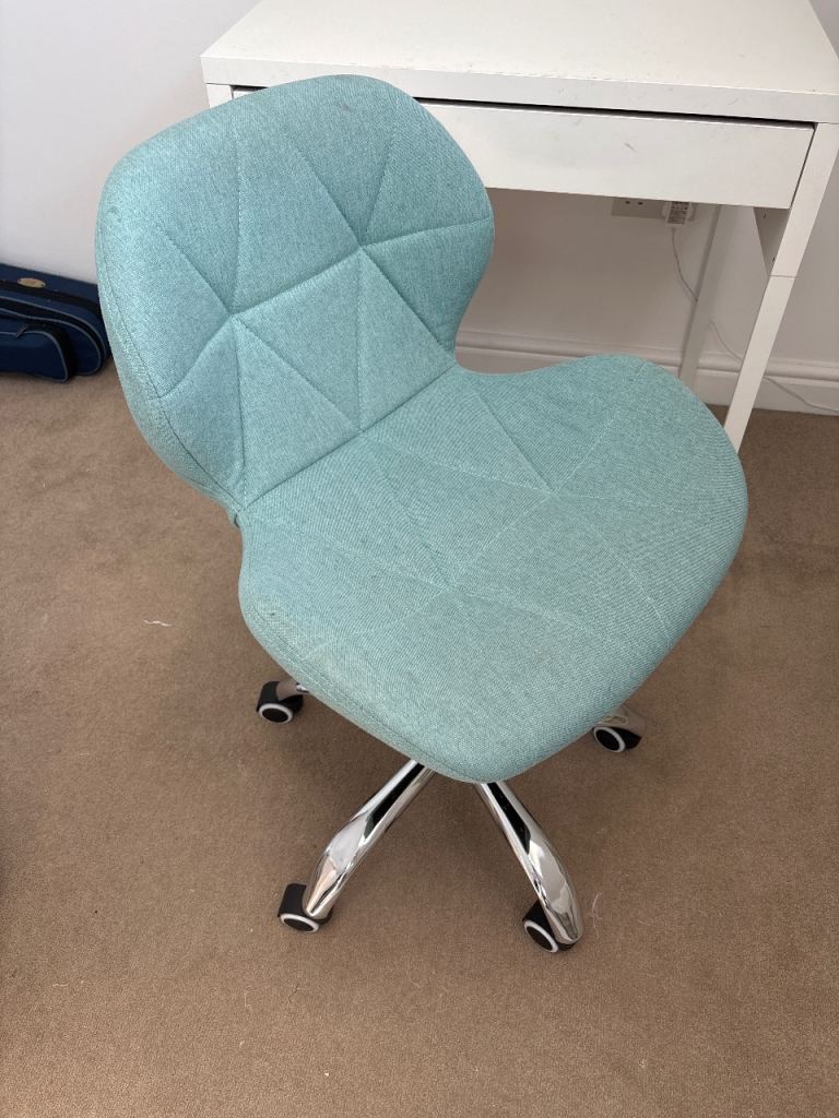 Desk chair