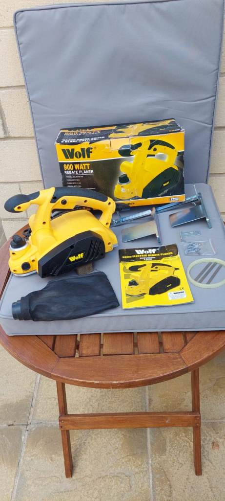Wolf 900W Rebate Planer - Good Condition, Boxed with Accessories
