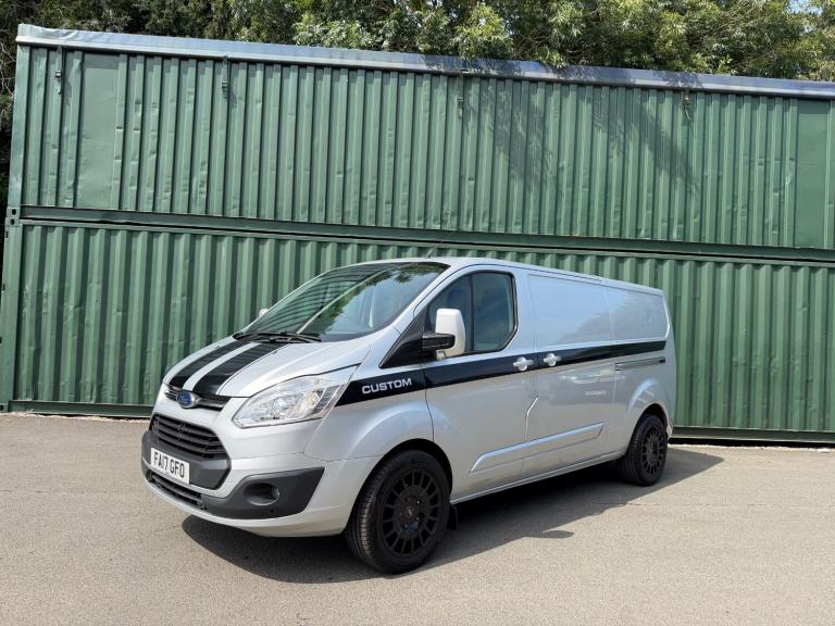 2017 Ford Transit Custom 2.0 TDCi 130ps Low Roof Limited Van Van  Diesel Manual