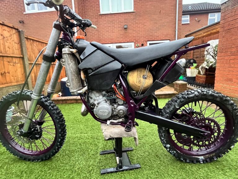 Custom ktm sx 125 2002 purple/black