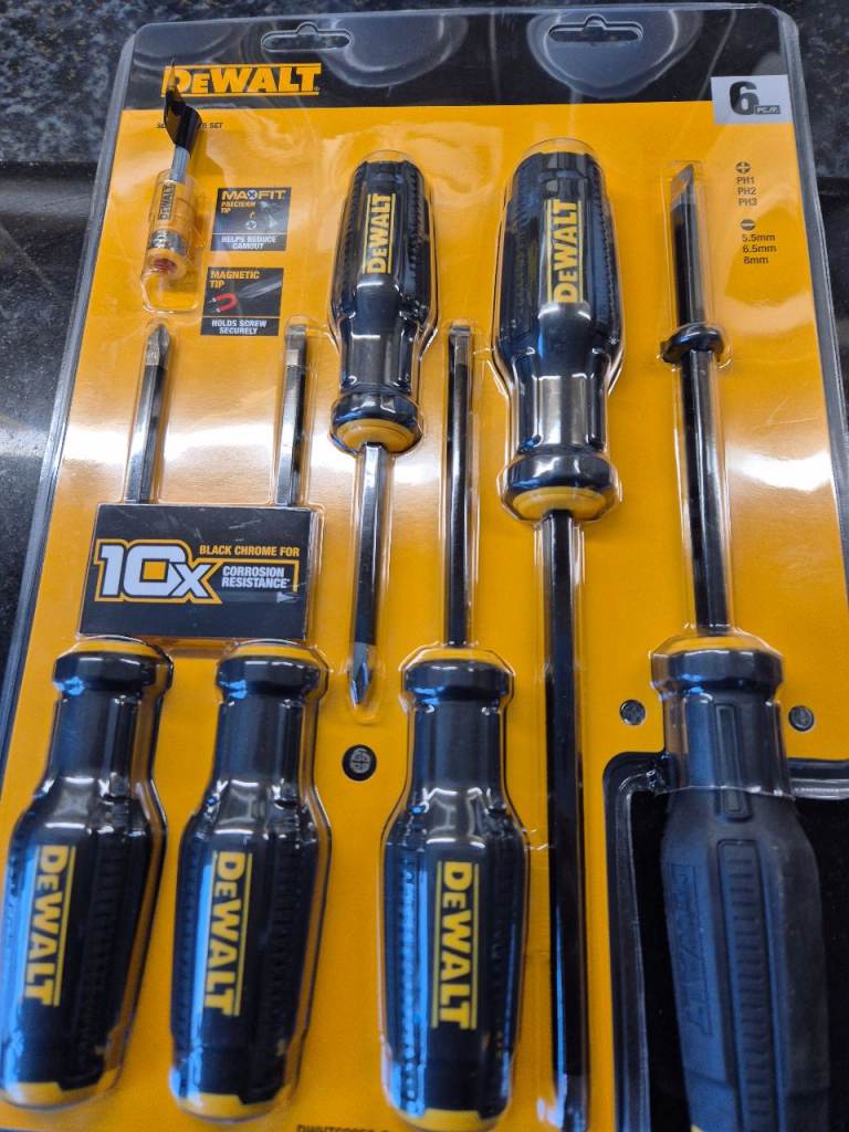 Dewalt drills set