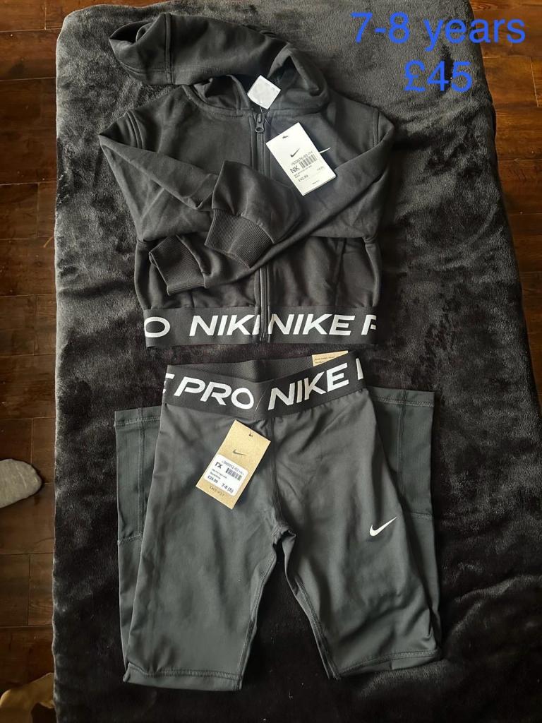 Nike pro leggings and top set size 7-8 years
