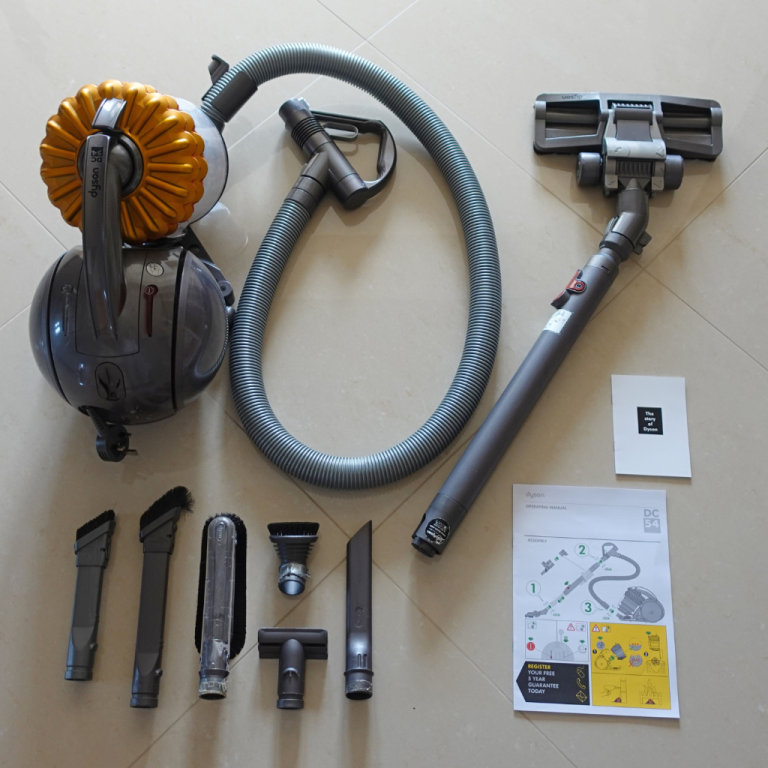Dyson DC54 Cinetic Cylinder Vacuum Cleaner. Works perfectly. Bagless Accessories