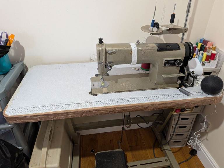 Toyota Industrial Sewing machine 