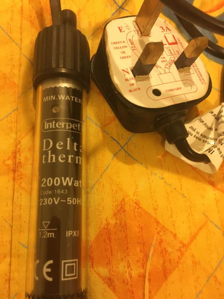 AQUARIUM HEATER ( INTERPET , 200 WATTS   PWO