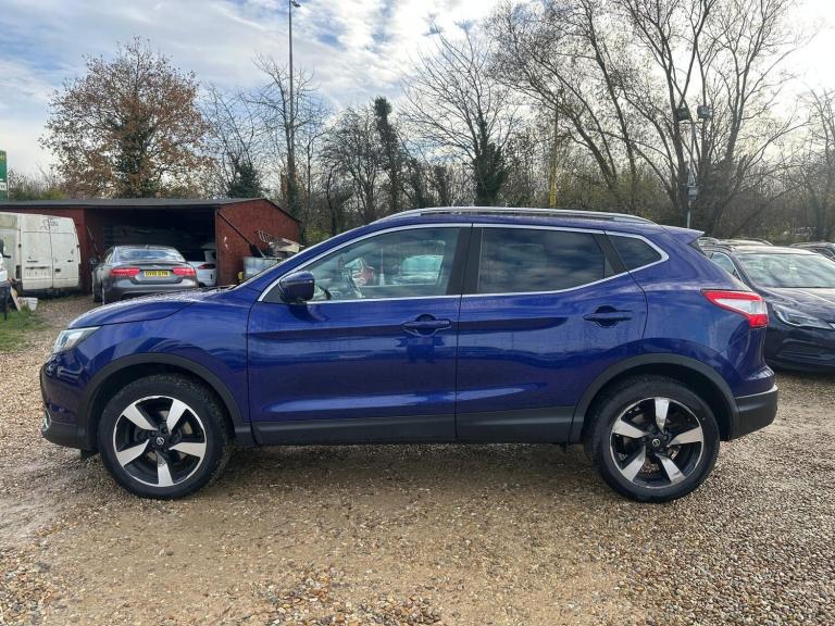 2015 Nissan Qashqai 1.5 dCi N-Tec+ 5dr HATCHBACK DIESEL Manual