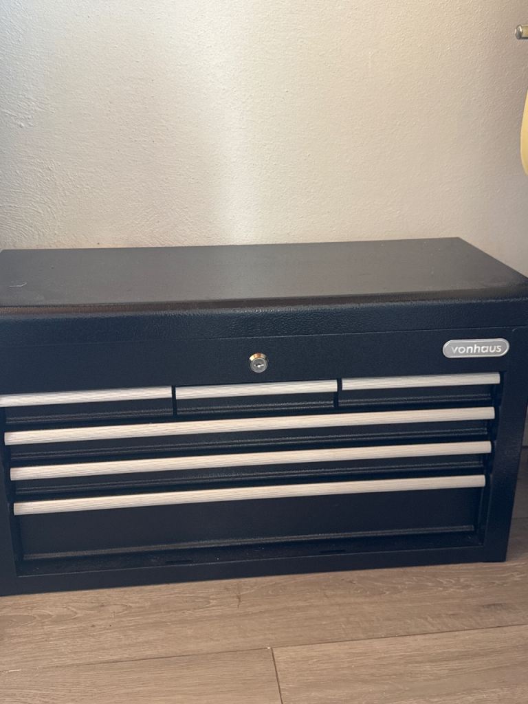 VonHaus Metal Filing Cabinet – Medium Size – Good Condition