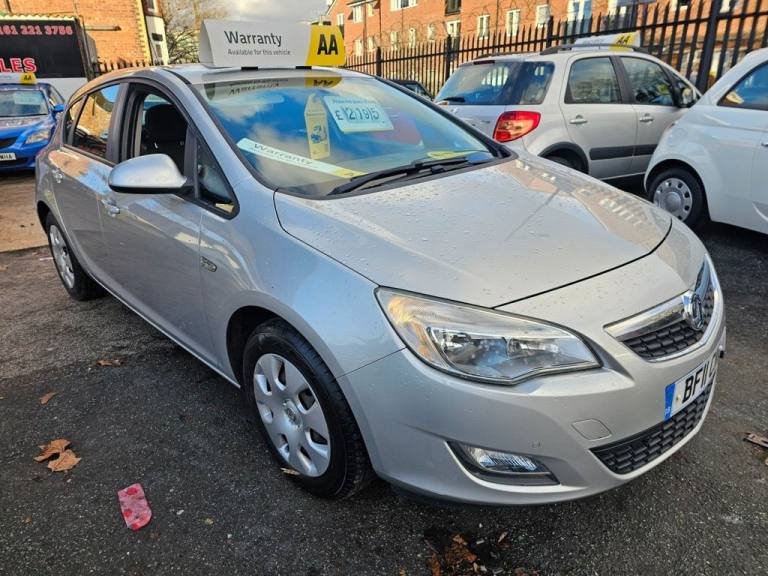 2011 Vauxhall Astra 1.6 16v Exclusiv Hatchback 5dr Petrol Manual Euro 5 (115 ps) Hatchback Petrol...