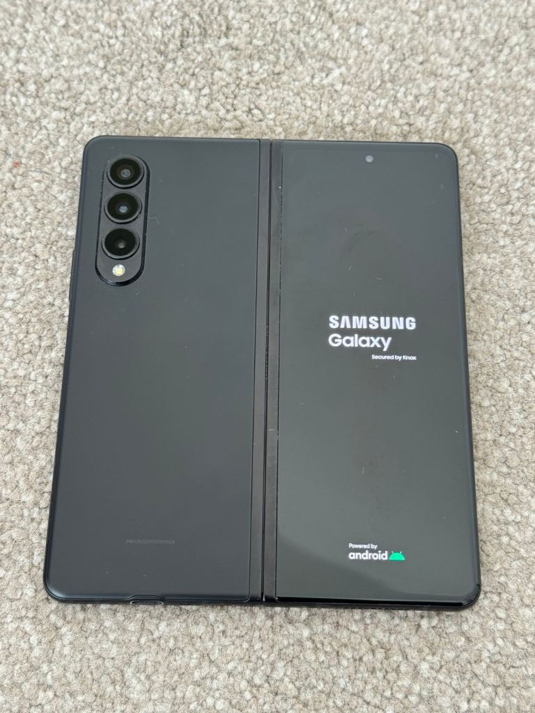 Samsung Galaxy Z Fold 3 256gb unlocked black 