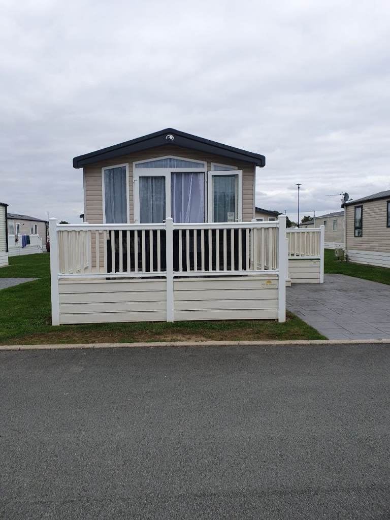 Caravan for sale on Flamingoland Resort.