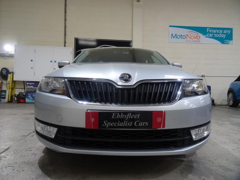 2015 Skoda Rapid 1.4 TSI 125 SE 5dr DSG Automatic **LOW MILEAGE*ONLY 22000 MILES FROM NEW** HATCH...