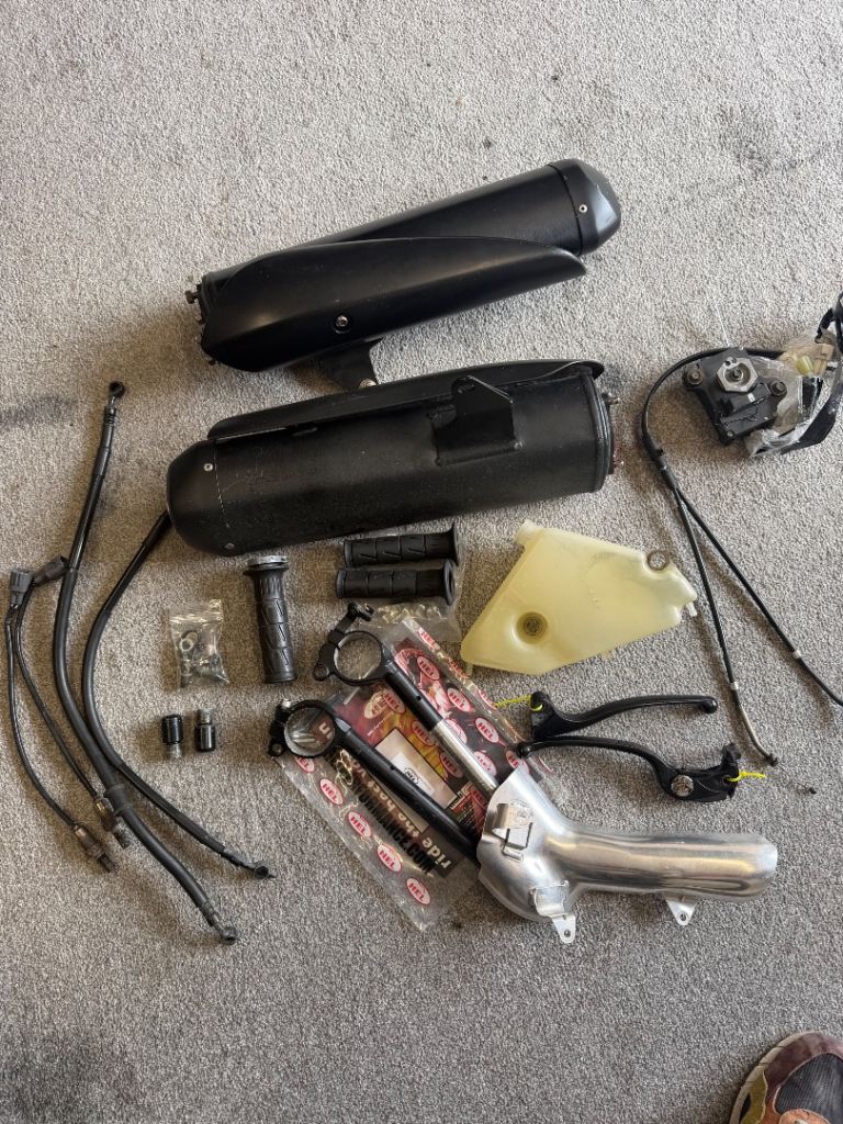 Zx10r 2007/2006 spares 