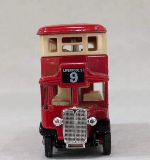 SCALE MODEL Bus London Transport 1930s TWIN REAR AXLE AEC