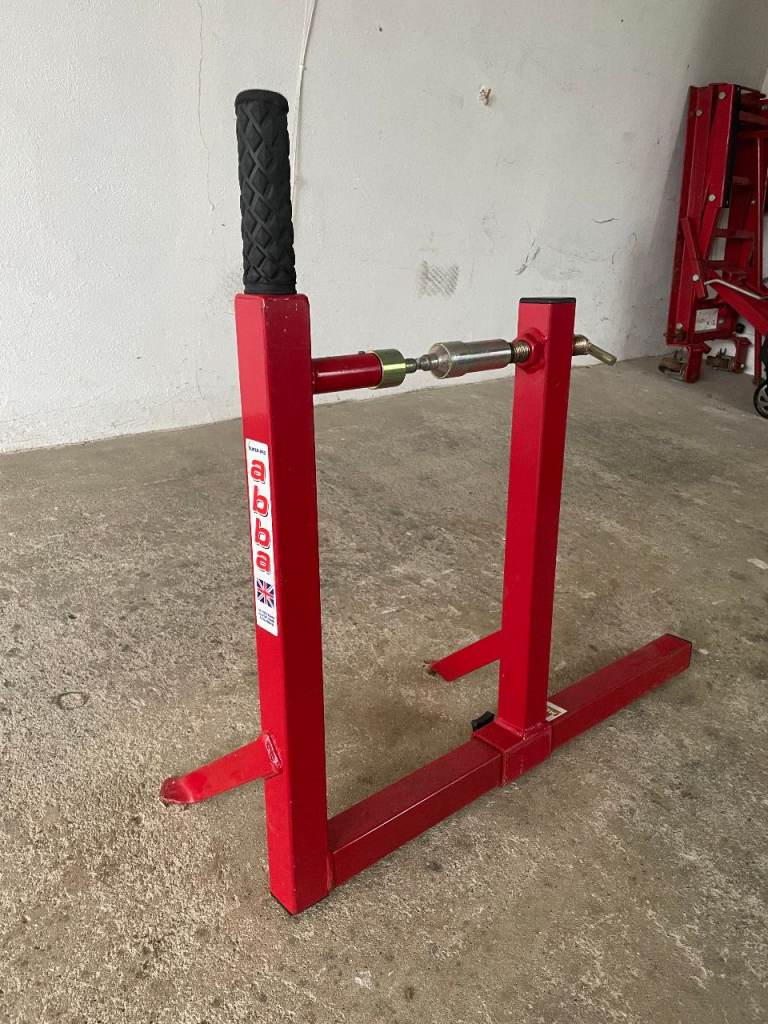 ABBA paddock stand
