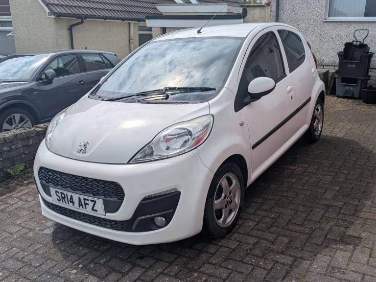 Peugeot, 107, Hatchback, 2014, Manual, 998 (cc), 5 doors