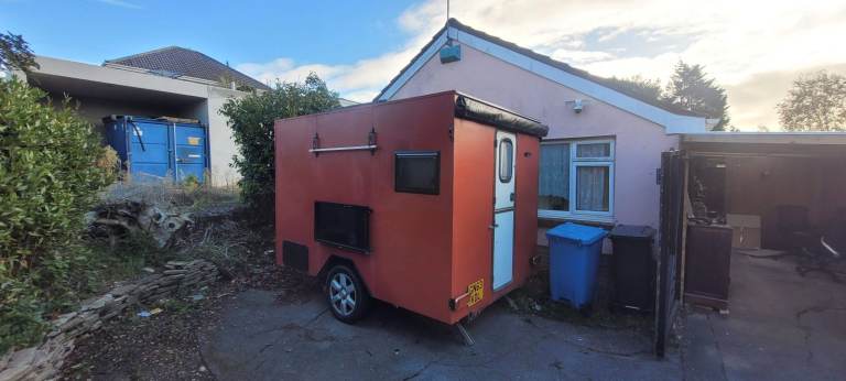 Off road adventure caravan/camper