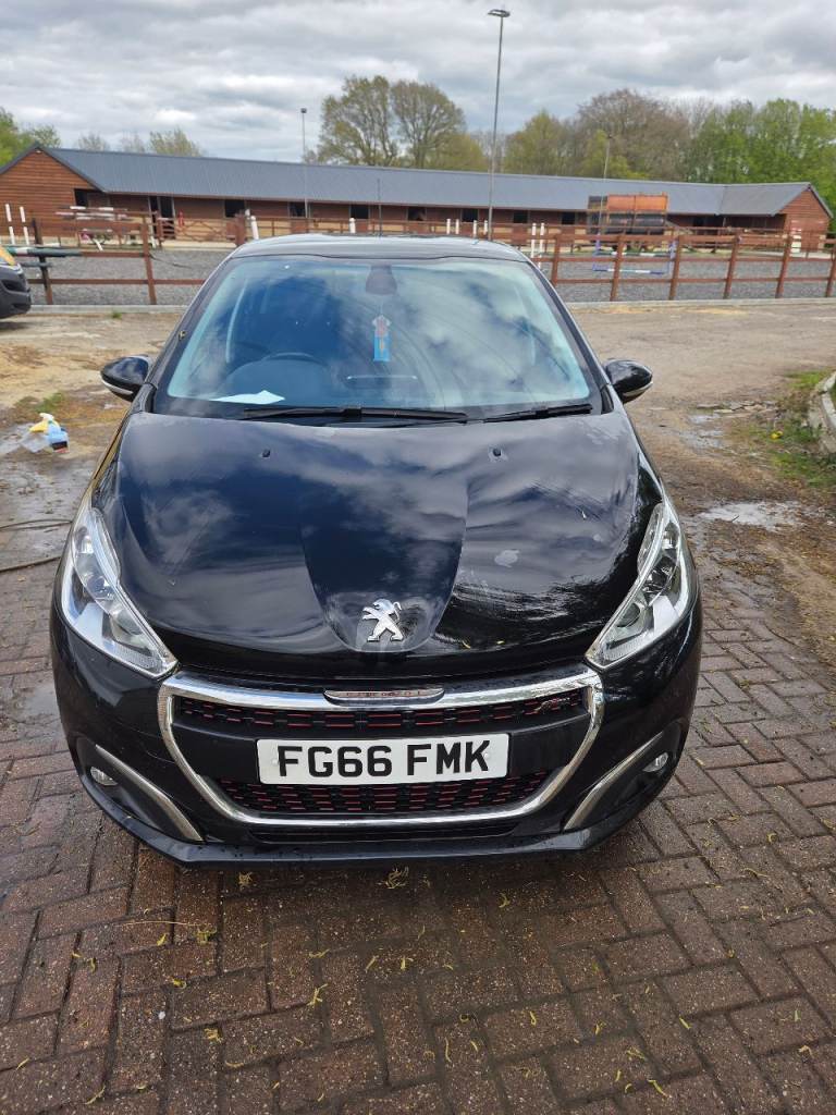 Peugeot 208 gt line for sale £3250