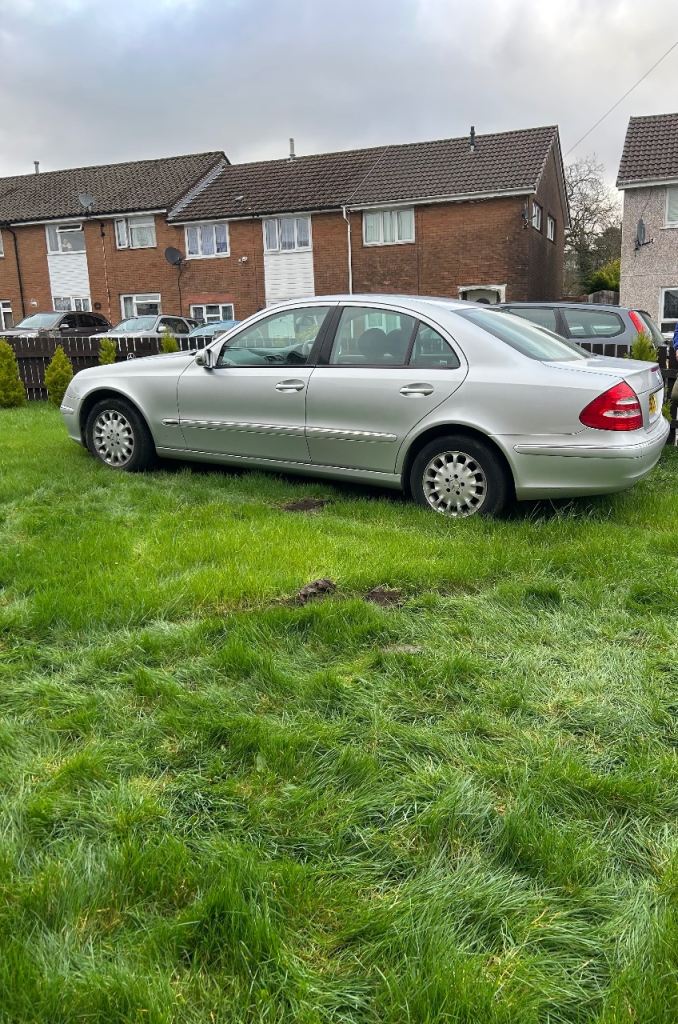 Mercedes-Benz, E CLASS, Saloon, 2006, Semi-Auto, 1796 (cc), 4 doors