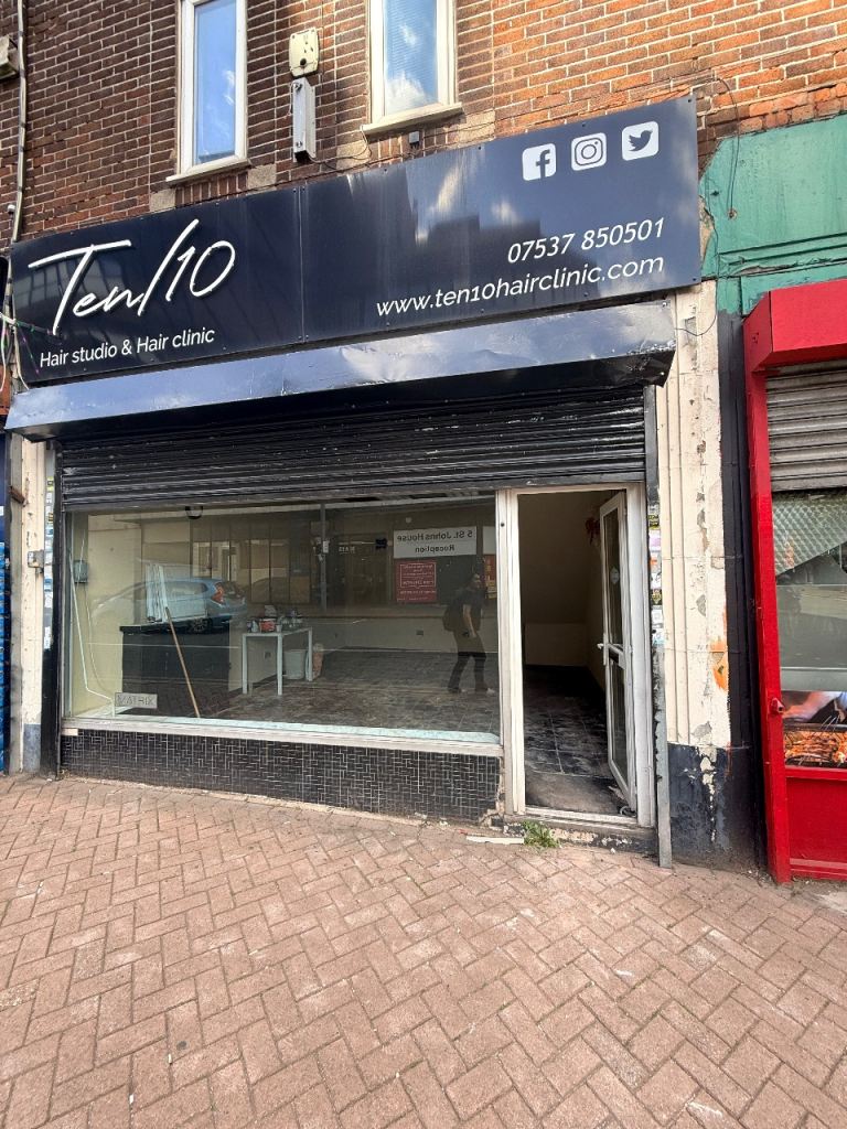 COMMERCIAL SHOP TO LET – DUDLEY CENTRE 