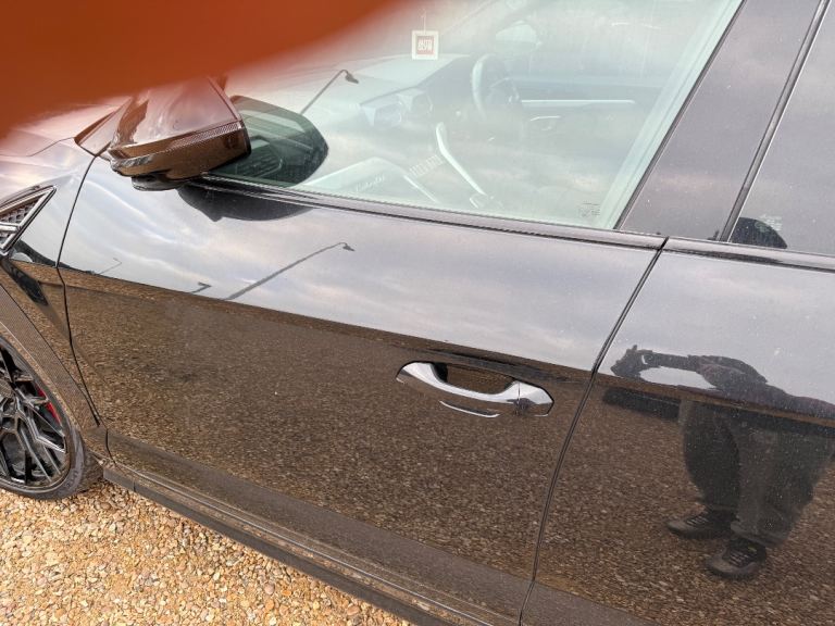 Urus passenger front  door