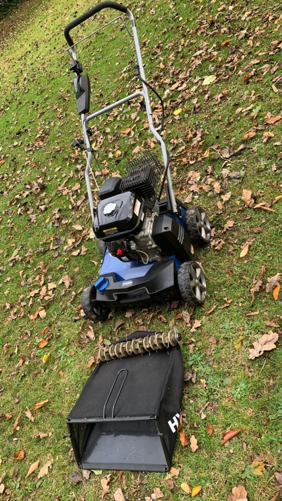 Petrol Lawn Scarifier / Aerator, Hyundai HYSC210, extremely good condition.