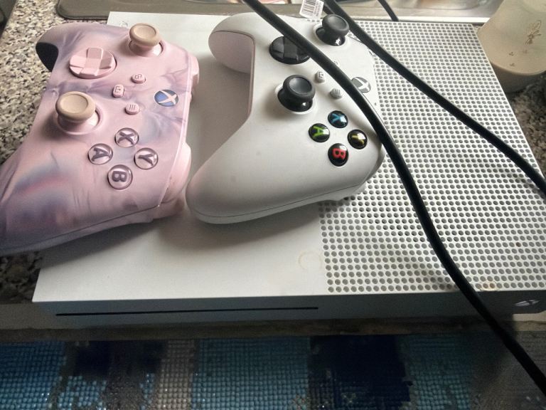 Xbox One S Console with Two Controllers – Good Condition