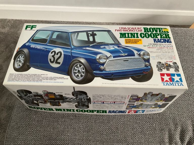 Tamiya Rover Mini Cooper Racing RC Car