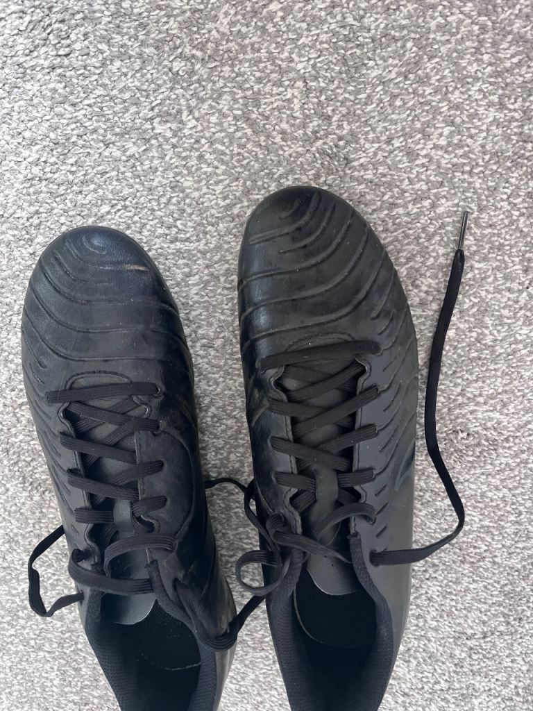 Nike ladies football boots