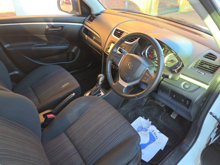 2015 Suzuki Swift 1.2 SZ4 [Nav] 5dr Auto HATCHBACK PETROL Automatic