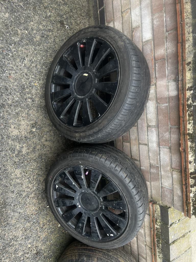 VAG 18 Inch Alloys