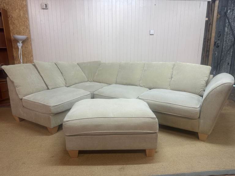 #179 Oak Furniture Land Sage Green Beige Corner Sofa - Excellent Condition – Delivery Available