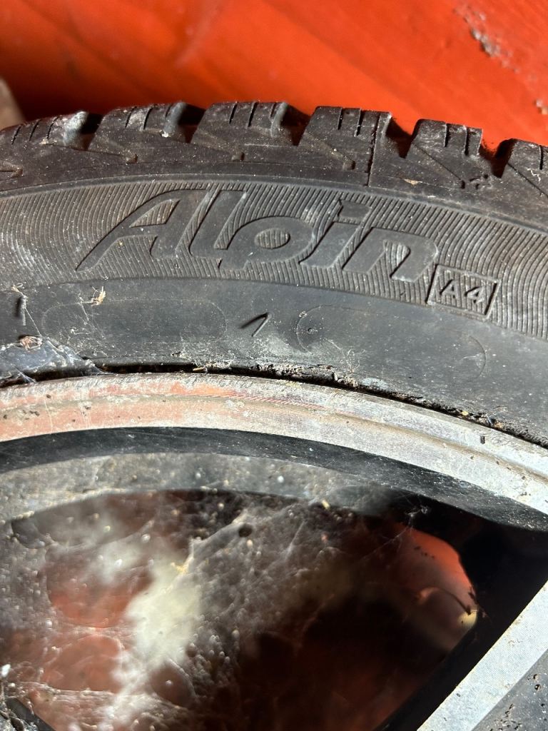 Fox alloys with Michelin winter tyres