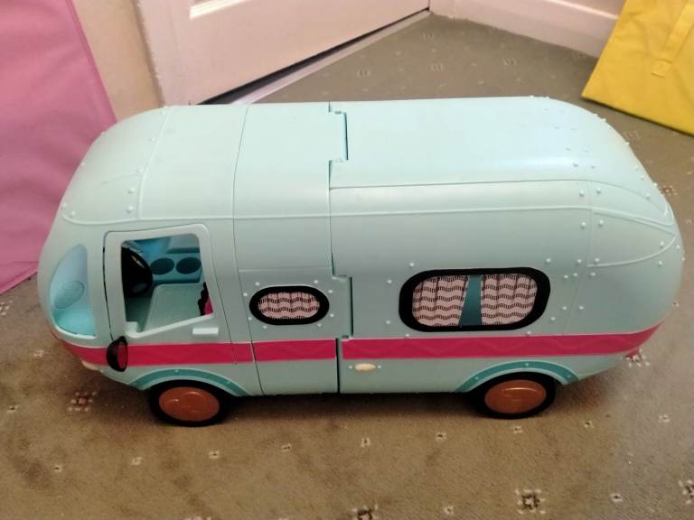 L.O.L suprise campervan 