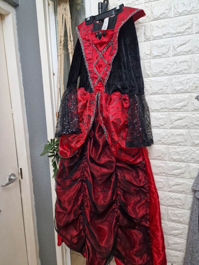 Girls party costume dress 