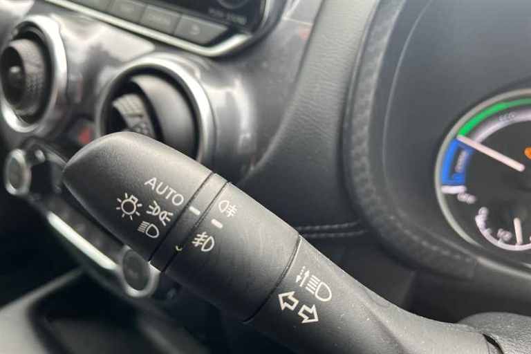 2022 Nissan Juke 1.6 HYBRID TEKNA 5DR AUTO Hatchback Hybrid Automatic