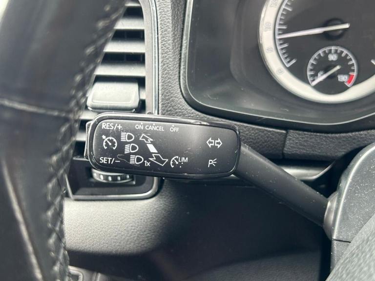 2018 18 SKODA KAROQ 2.0 TDI SE L SUV 5DR DIESEL DSG 4WD EURO 6 (S/S) (150 PS) DI