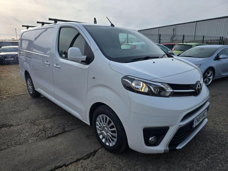 2018 Toyota ProAce 2.0D 120 Comfort Van PANEL VAN DIESEL Manual
