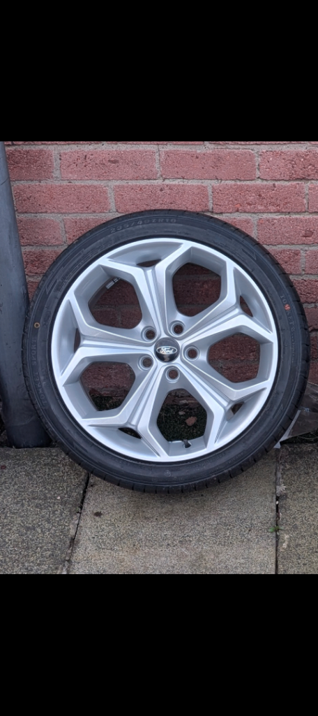 18" FORD ALLOYS WHEELS TYRES