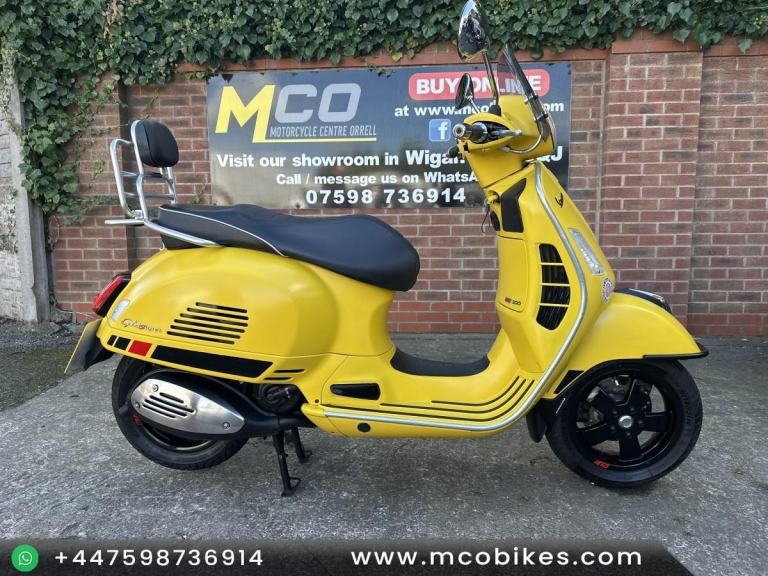 Piaggio Vespa GTS300 2017 reg 6.2k miles