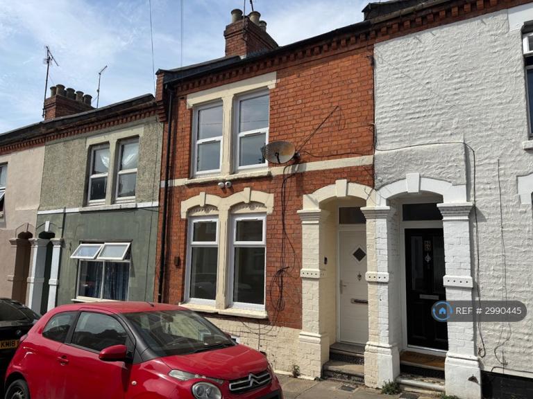 3 bedroom house in Derby Road, Northampton, NN1 (3 bed) (#2990445)