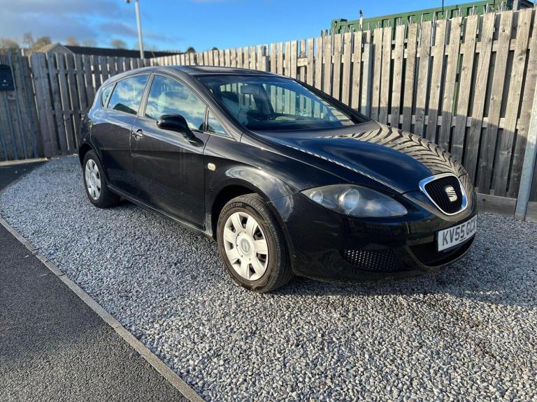 SEAT LEON 1.6 16V Essence Euro 4 5dr 2005