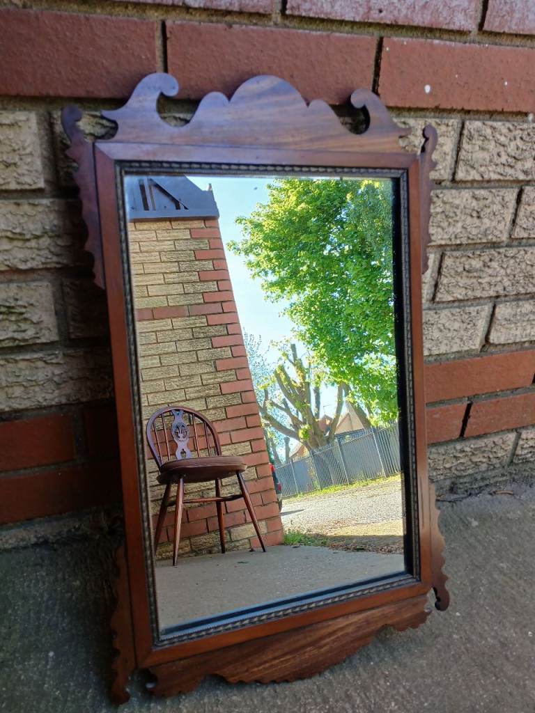 Georgian Mahogany Hanging Wall Mirror 